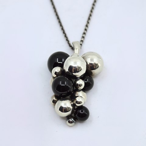 Georg Jensen; A Moonlight Grapes necklace of sterling silver set with onyx Georg Jensen; A Moonlight Grapes necklace of sterling silver set with onyx